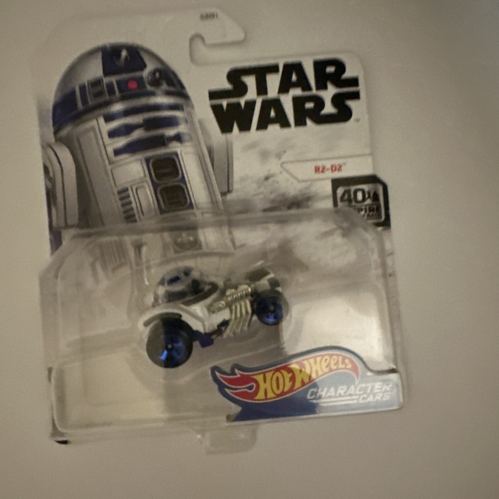 Hot Wheels 2020 Star Wars Character Cars 40th Empire Strikes Back R2-D2 GMJ03